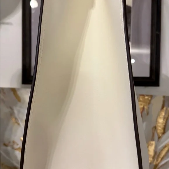 Sold. - Picture 4 of 13